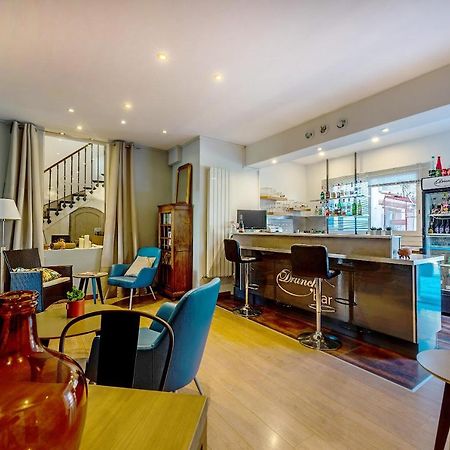 Hotel Sainte Anne - Apt Ngoại thất bức ảnh