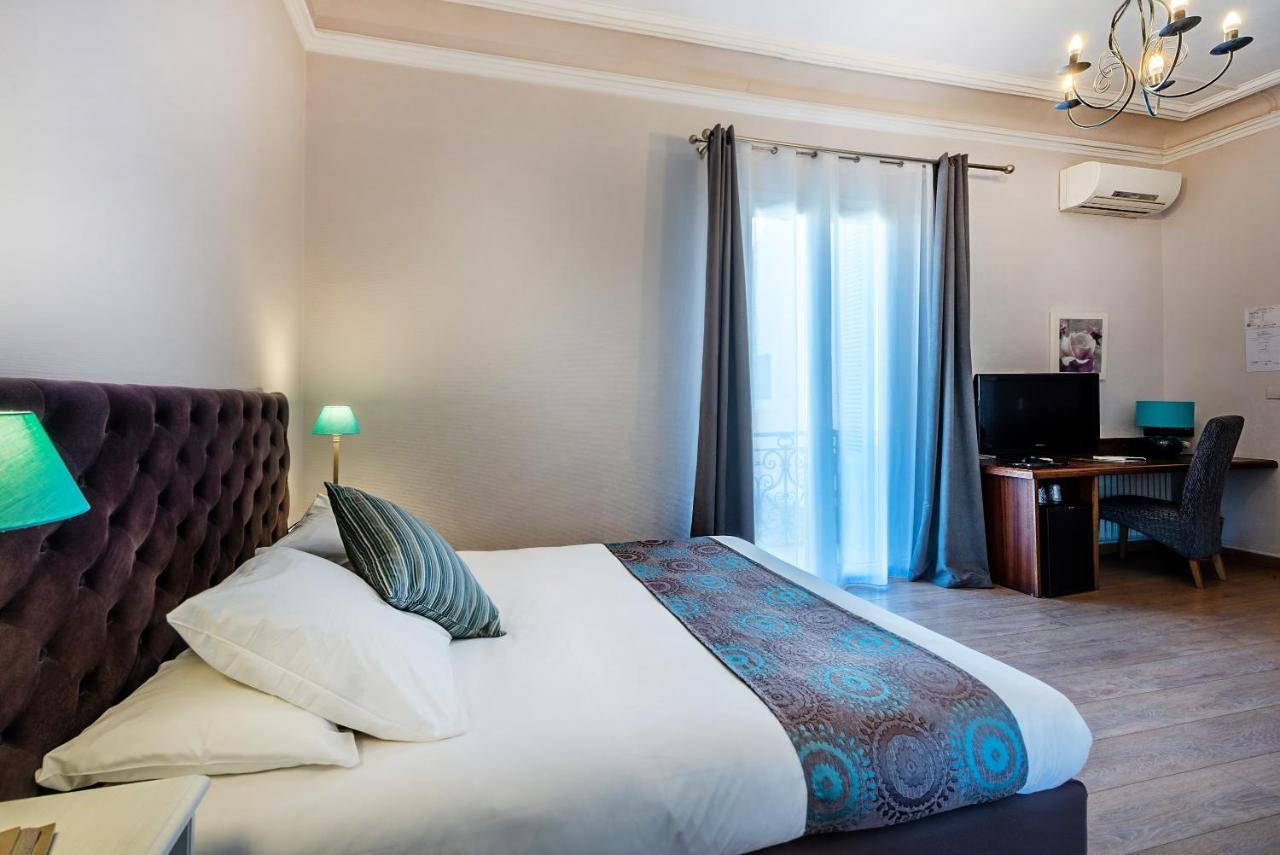 Hotel Sainte Anne - Apt Ngoại thất bức ảnh